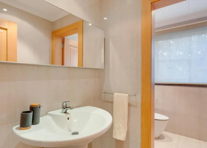 Minimalista By Madeira Villa *